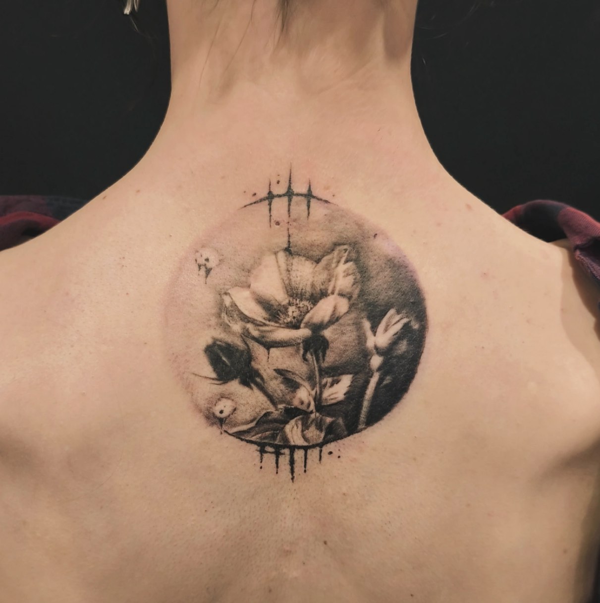 Blackhole_ttt — tatoueur Tour