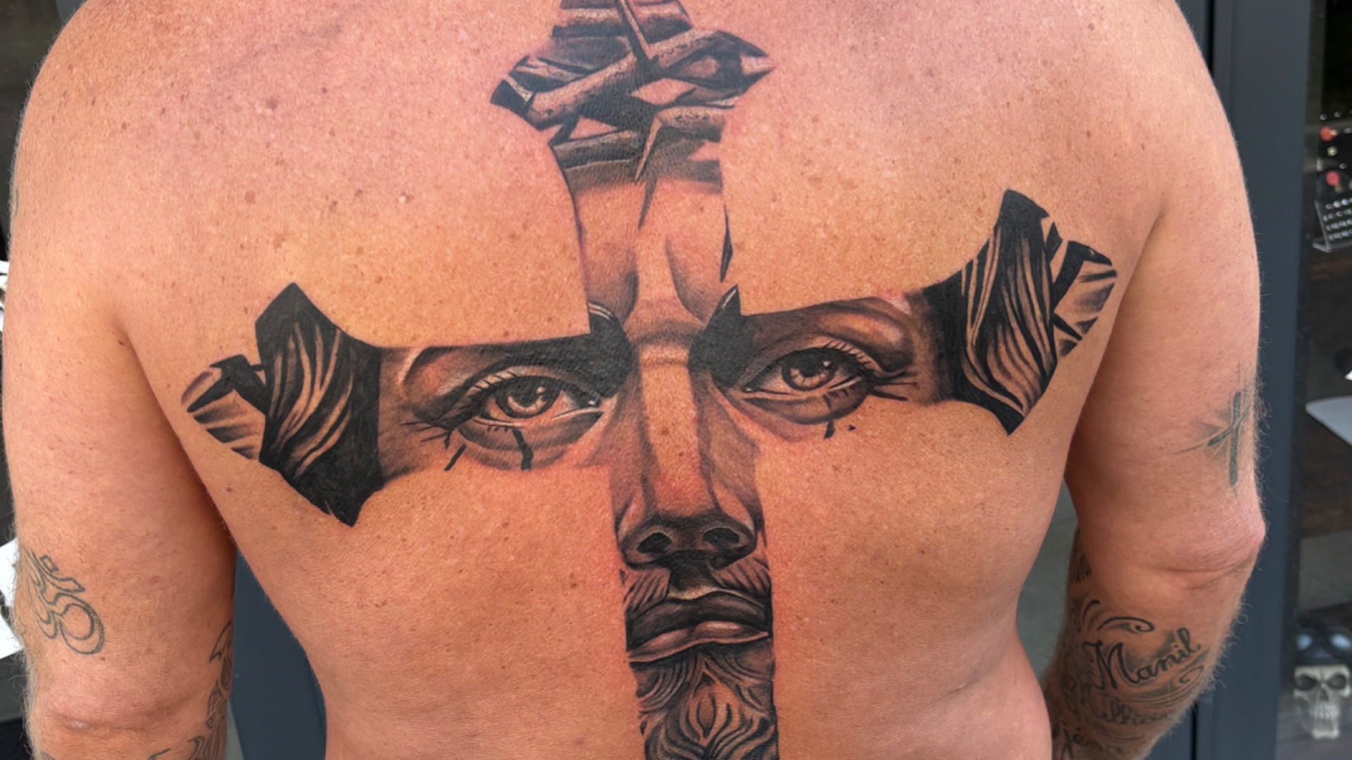 13.ink — tatoueur Le thor
